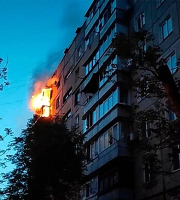 Криворожские пожарные спасли трех человек, из них двое детей