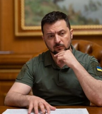 Зеленский призвал НАТО принять «положительное политическое решение» о членстве Украины