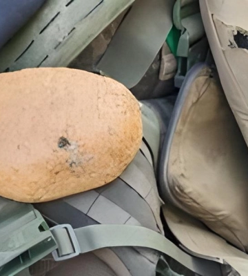 Під Бахмутом під час обстрілу життя воїна врятувала... паляниця  (Фото)