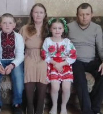 Багатодітна волинянка віддала нирку своєму чоловікові