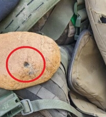 Під Бахмутом під час обстрілу життя воїна врятувала... паляниця  (Фото)