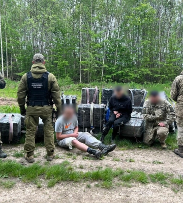 Прикордонники виявили «цигарковий караван» контрабандистів на понад півмільйона гривень