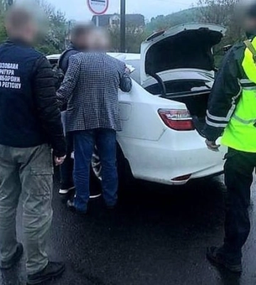 Шахрайство з квартирами для військових: МОУ заплатило аванс бізнесмену-аферисту