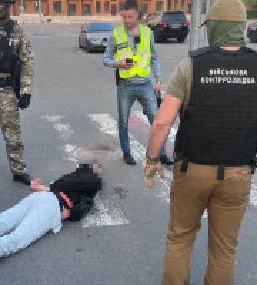 Правоохоронці затримали жителя Київщини, який продавав “білі білети”
