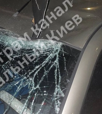 У Києві від падіння уламків ракет постраждало троє людей
