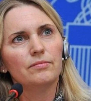 Посол США після нічної атаки на Київ подякувала за роботу ППО