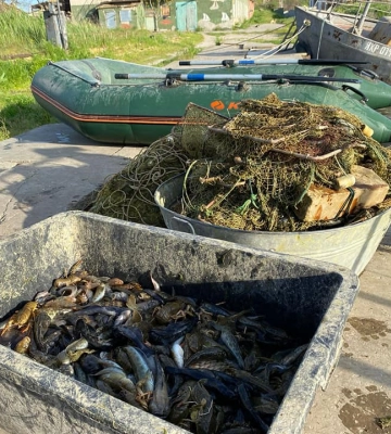 На Херсонщині затримали браконьєрів з уловом на декілька мільйонів гривень (ФОТО)