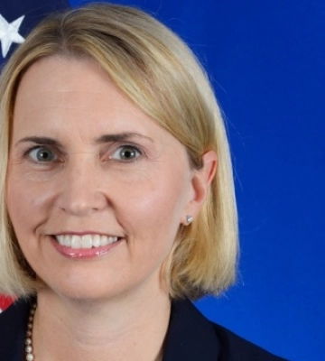 Посол США після нічної атаки на Київ подякувала за роботу ППО