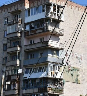 Наслідки ворожих ударів по спальних районах Краматорська: пошкоджено 11 багатоповерхівок, дитсадок та котельня. ФОТОрепортаж