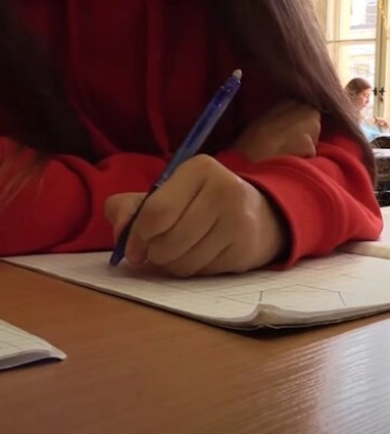Про літній відпочинок доведеться забути: важливе попередження для київських школярів та їхніх батьків