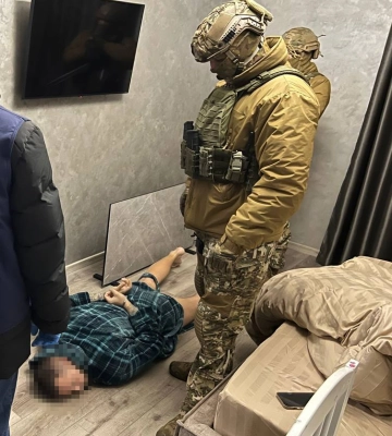 &quot;Продавали наркотики у 10 областях України&quot;: на Закарпатті судитимуть 14 людей
