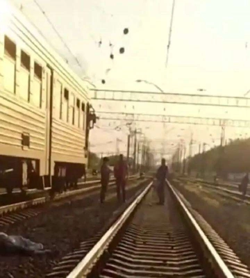 У Дніпрі поїзд збив людину
