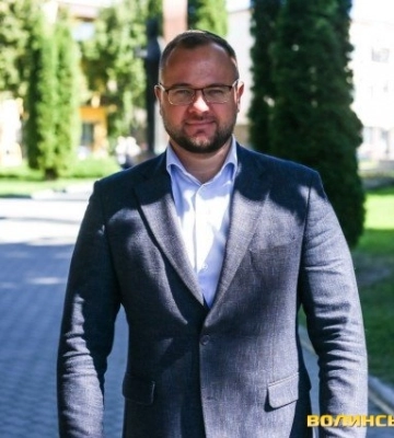 Луцький міський голова за рік переказав на ЗСУ понад пів мільйона гривень з власної зарплати