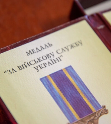 Луцький міський голова за рік переказав на ЗСУ понад пів мільйона гривень з власної зарплати