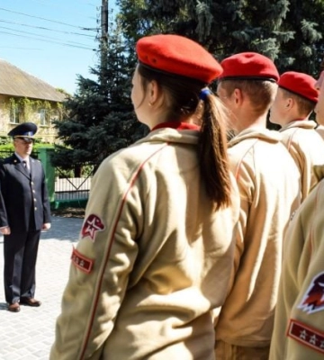 Вместо мирного детства - война. В Мелитополе собираются открыть &quot;Дом Юнармии&quot;