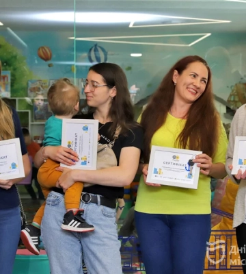 Франція виділяє понад 7 млн євро на житло для маріупольців у Дніпрі