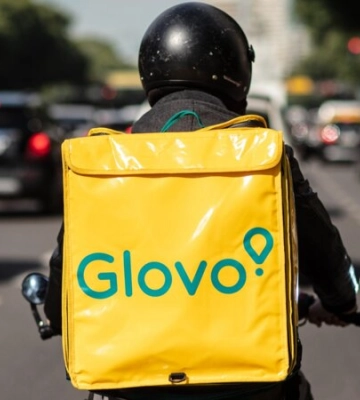 Що пропонують. Glovo впроваджує програму соціальних гарантій для кур&#039;єрів