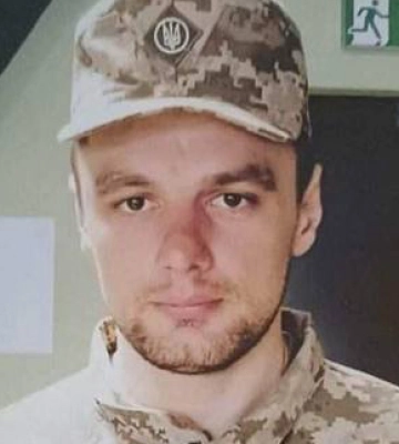До останнього подиху боровся за Батьківщину: на Волині в останню дорогу провели Героя Володимира Петрука