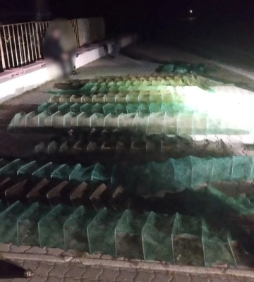 В Одесі в районі морського вокзалу чоловік встановив заборонені знаряддя лову