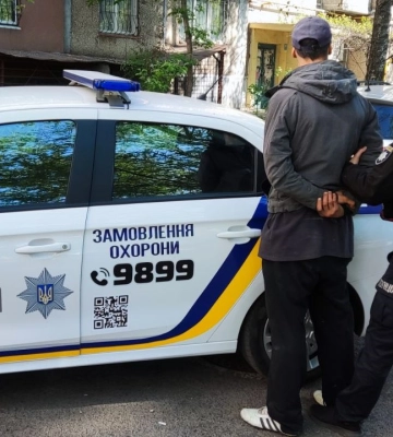 Під час комендантської години в Черкасах затримали крадія кабелю