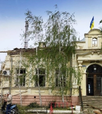 Війська РФ повторно атакували авіабомбами Одрадокамʼянку – Херсонська ОВА