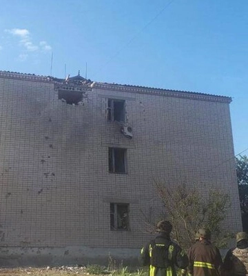 Россияне ударили по дому в Херсонской области: пострадали трое детей