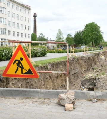 У Луцьку на вулиці Загородній замінили частину аварійної тепломережі