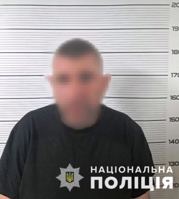 У Запоріжжі на вулиці знайшли закривавленого чоловіка
