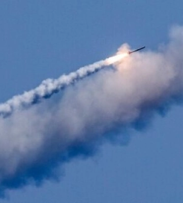 Окупанти вдарили по Миколаєву 2 ракетами &quot;Калібр&quot;, - Генштаб