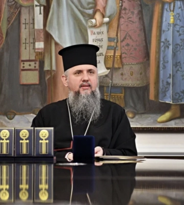 Епіфаній відзначив нагородами волонтерів та військових