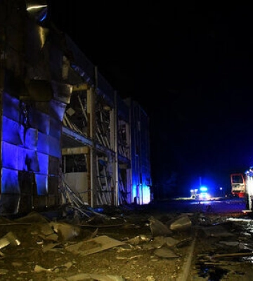 Внаслідок обстрілу Миколаєва сталися пожежі та часткові руйнування будівель — ДСНС