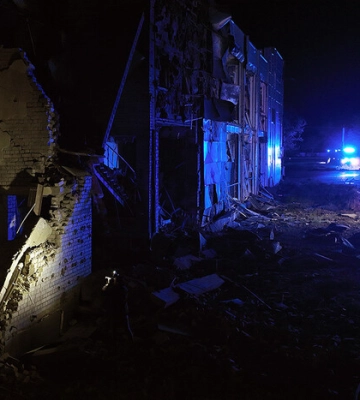 Внаслідок обстрілу Миколаєва сталися пожежі та часткові руйнування будівель — ДСНС