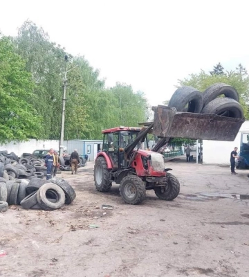 З Рівного до Києва на утилізацію відправили ще одну партію автогуми
