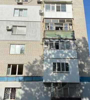 Під час нічних обстрілів Миколаєва пошкоджено щонайменше 6 багатоповерхівок, - мер Сєнкевич. ФОТОрепортаж