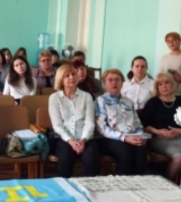 Марама: у Луцьку презентували головний убір кримських татарок