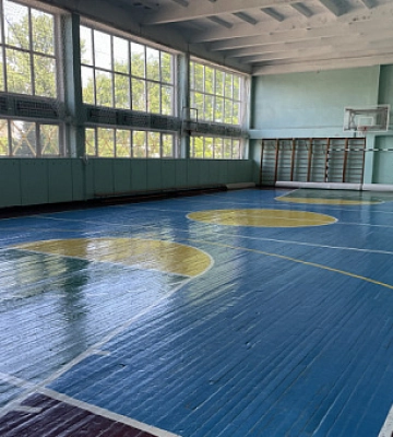 Чиновники Кривого Рогу пропонують в оренду шкільний спортзал