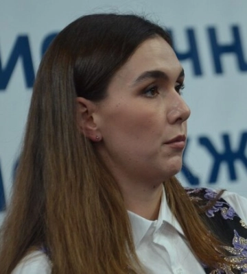 Запорізька чиновниця висміяла місцевих, які обурилися через графіті на пам'ятках архітектури