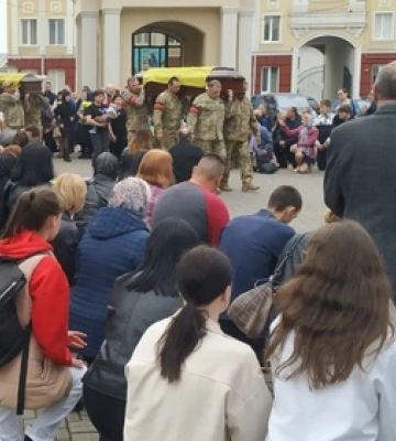 У Луцьку попрощалися з двома полеглими Героями Віталієм Шевчуком та Тарасом Михном