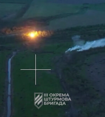 Бійці 3 ОШБр знищили ворожий склад БК під Бахмутом. ВIДЕО