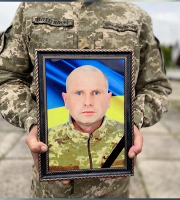 У Костополі попрощалися з загиблим героєм Андрієм Шаварським (ВІДЕО)
