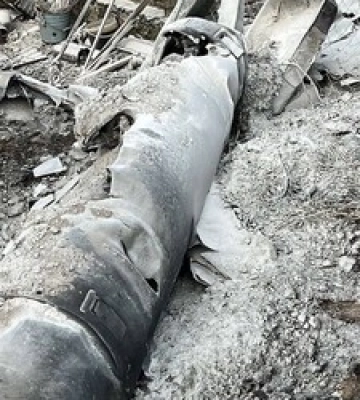 Уламки ракет спричинили пожежу у Києві