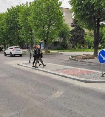 «Проспект Волі не є трасою для перегонів», – мер Луцька прокоментував облаштування «острівців безпеки»