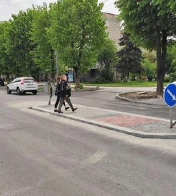 «Проспект Волі не є трасою для перегонів», – мер Луцька прокоментував облаштування «острівців безпеки»