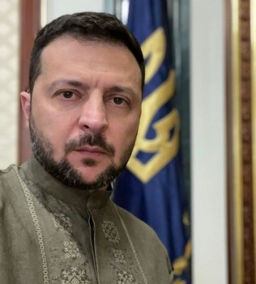 Два сенси в одній даті: Зеленський показав особливу вишиванку у день вшанування кримських татар