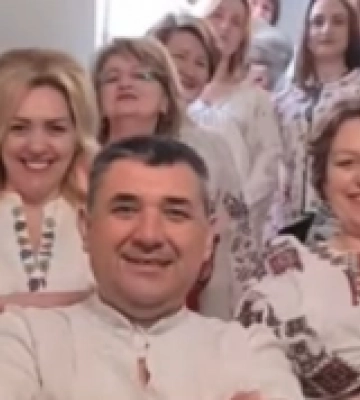 Медики Луцька відзняли відео до Дня вишиванки