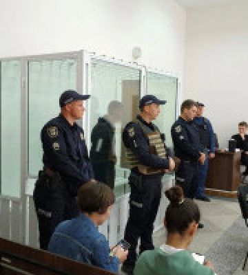 Підозрюваних у вбивстві подружжя киян та їхнього 4-річного сина заарештували без права застави