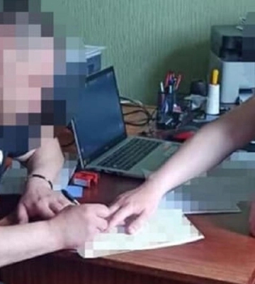 Бив та тримав на ланцюгу: у Нікополі вітчим катував п&#039;ятирічного пасинка