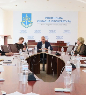 В Рівненській обласній прокуратурі обговорили актуальні питання захисту дітей