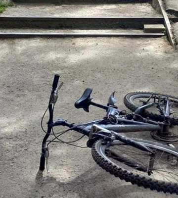 У місті  на Полтавщині 16-річний велосипедист збив неповнолітнього пішохода: постраждалого госпіталізували до реанімації