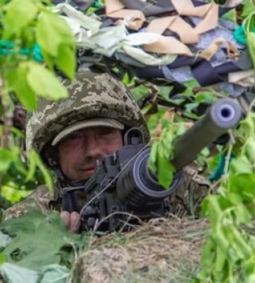 Протягом 18 травня відбулось 17 бойових зіткнень, найгарячіші бої ведуться за Бахмут та Мар’їнку, - Генштаб